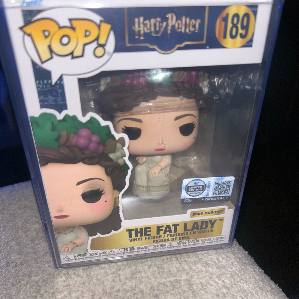 Funko Pop The Fat Lady with Green and Purple Accents limited to 3500 ships tmr